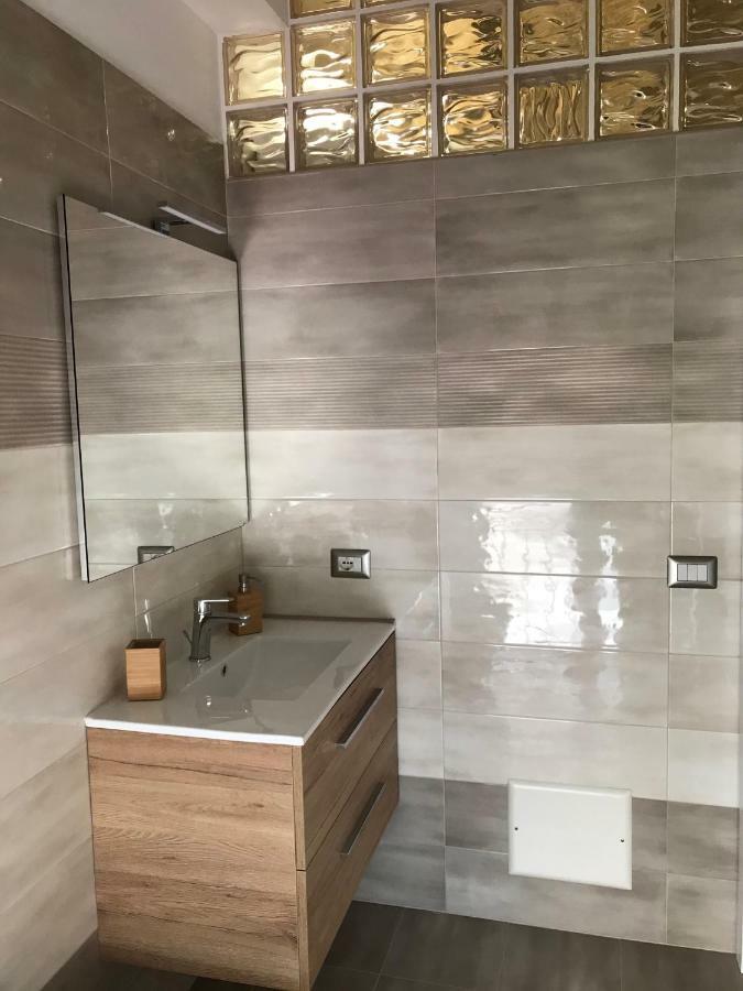 Suite Conte Naples Exterior photo